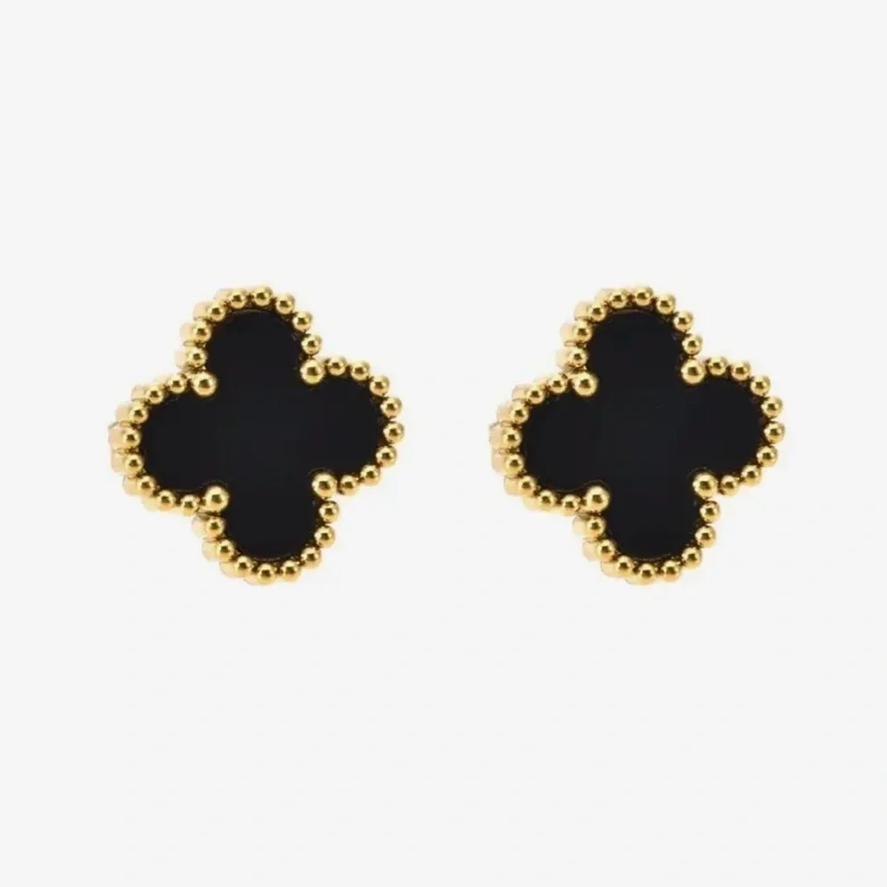 Gold Vintage Black Clover Stud Earrings (1208)